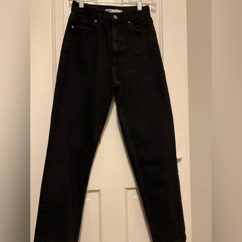 Zara Mom Fit Jeans Size 2